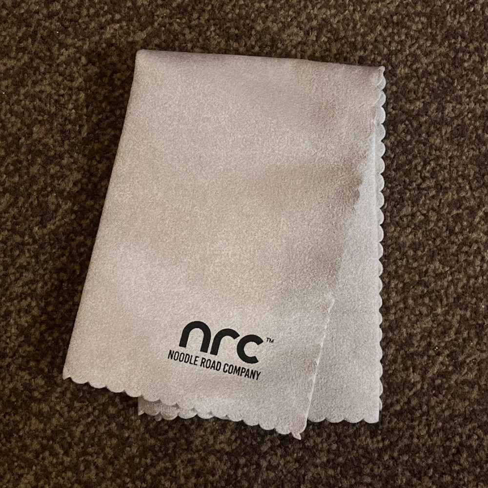 NRC 기타청소 고급 극세사 융(천) 그레이 색상 (30cm X 30cm)